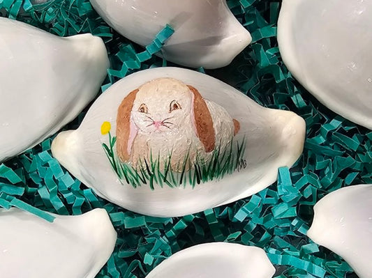 Easter Hand-Painted Egg Cowrie